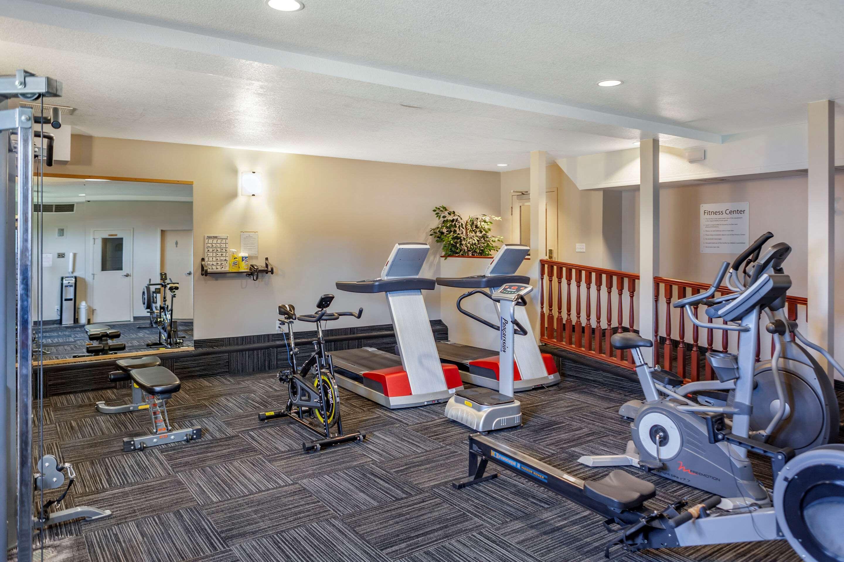 Quality Inn & Suites Edmonton International Airport Leduc Exterior foto
